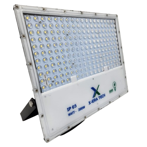 Halogen flood lights for outdoor lighting